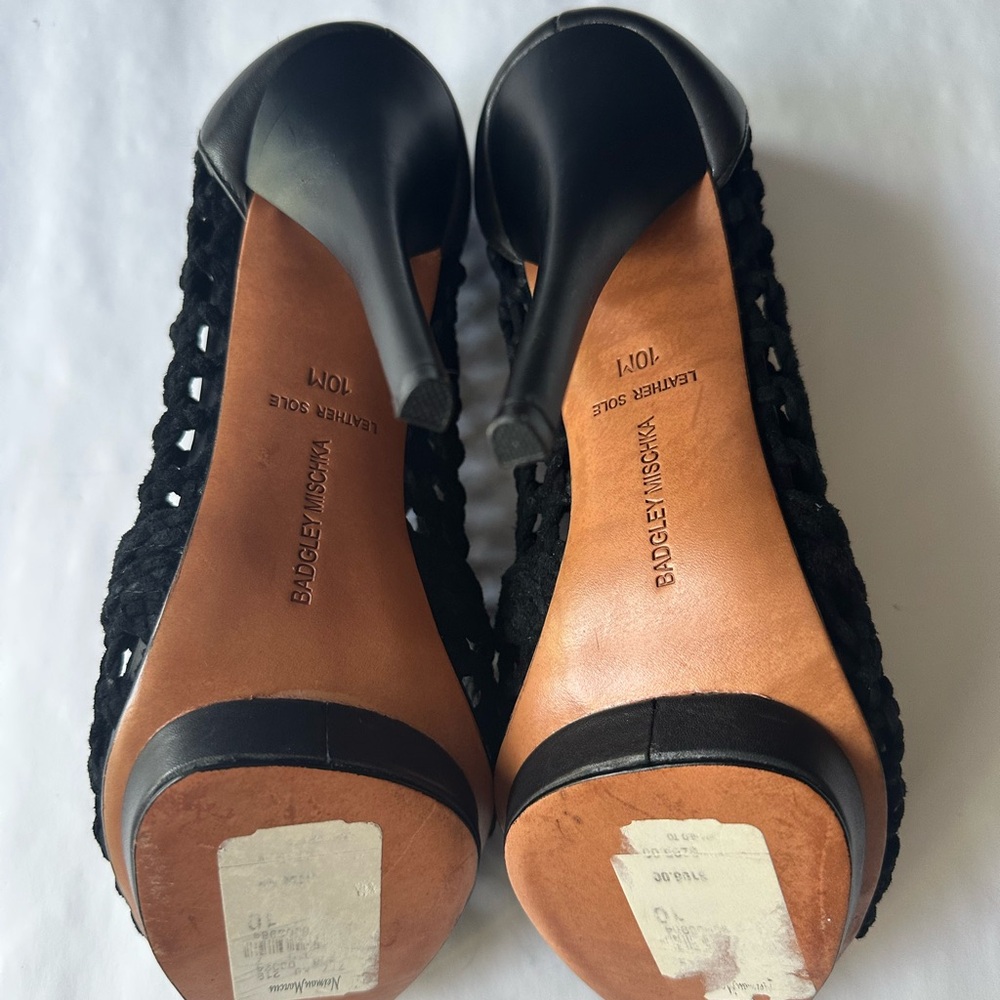Badgley Mischka Black Heels with Timeless Elegance